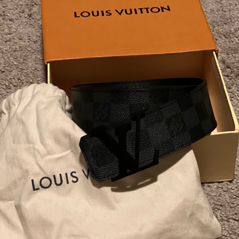 Louis Vuitton initialed 42mm Damier graphite canvas mens belt. 42mm by 105cm